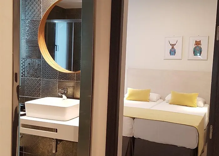 Sholeo Santa Catalina Flats *